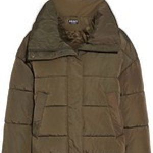 DKNY APPLIQUED QUILTED JACKET